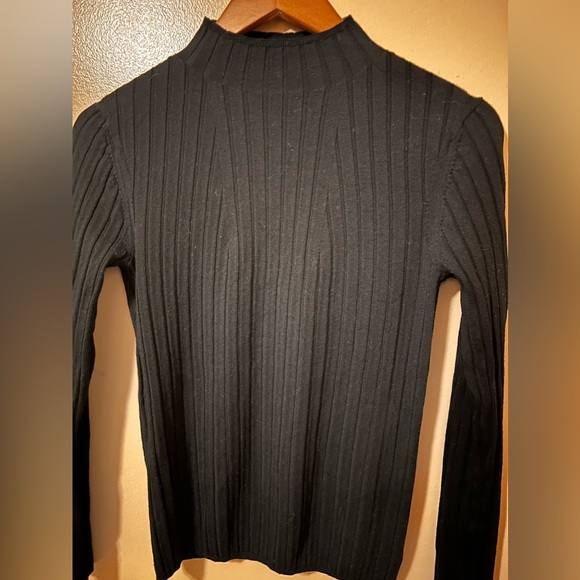 Banana republic wool mock neck black top ribbed lined size small - Picture 2 of 5